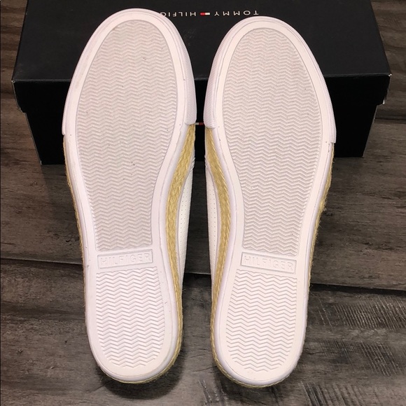 NWOT Tommy Hilfiger Slip-on Mules - Picture 4 of 4